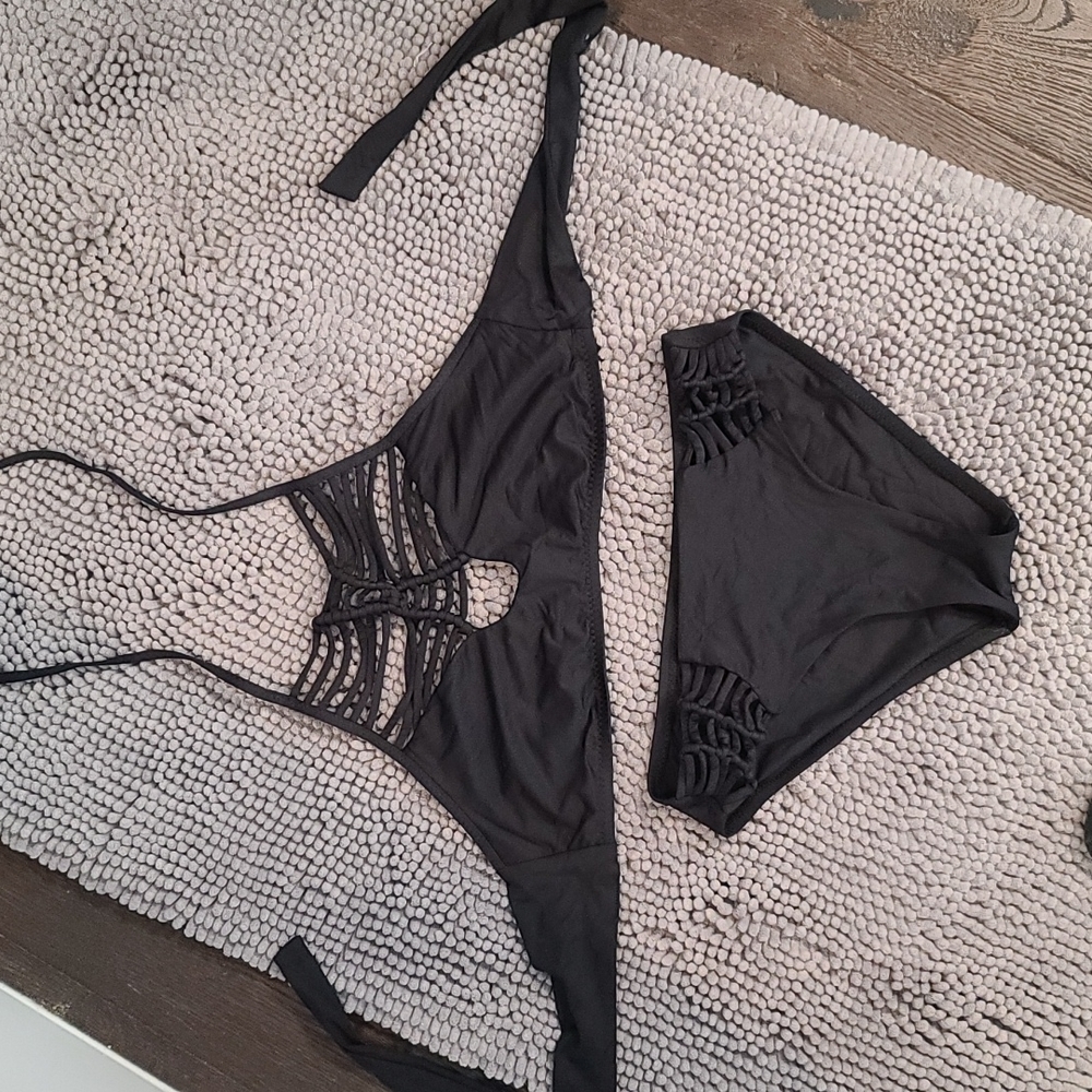 BECCA BY VIRTUE BATHING SUIT